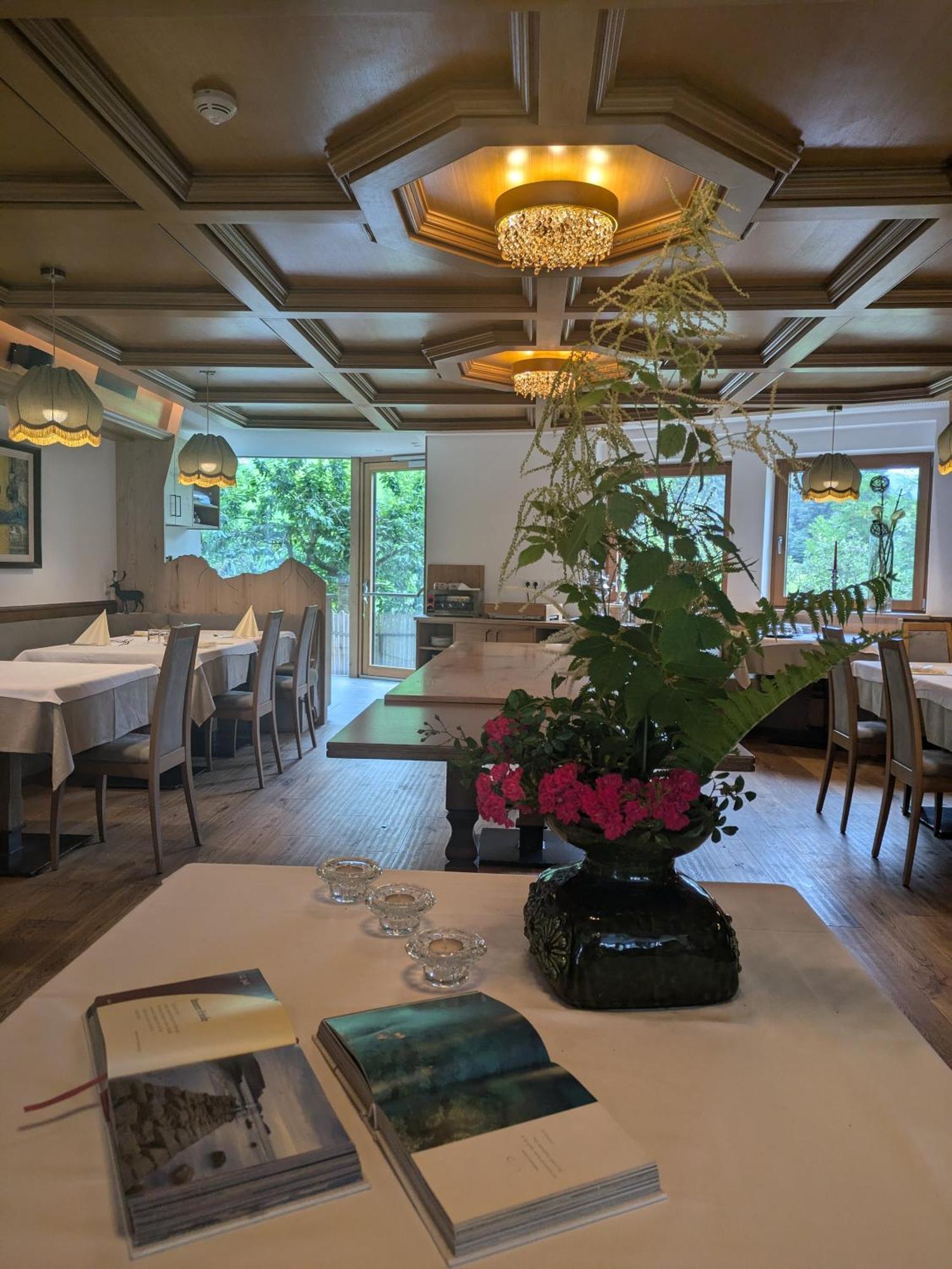 Hotel Alpenblick Sarentino Extérieur photo
