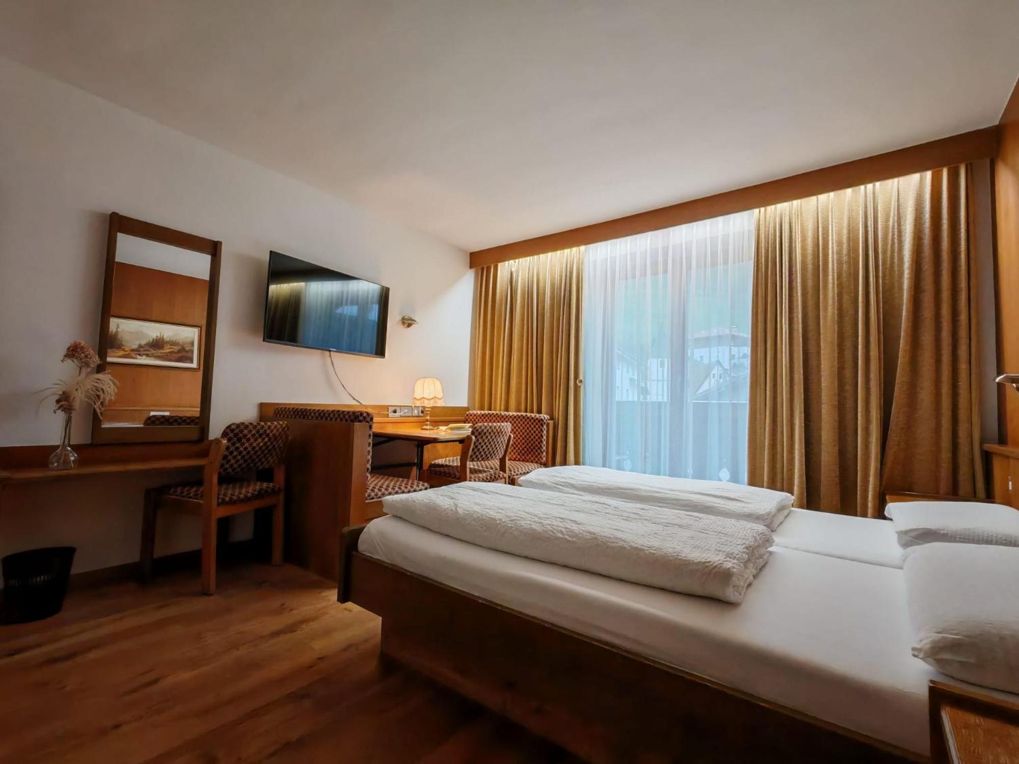 Hotel Alpenblick Sarentino Extérieur photo